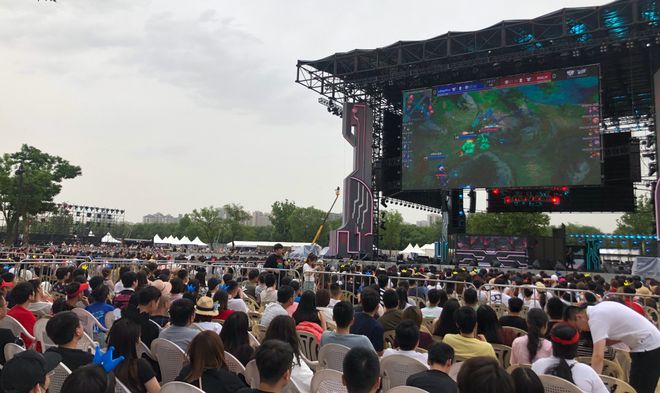 从社交网络 从社交网络