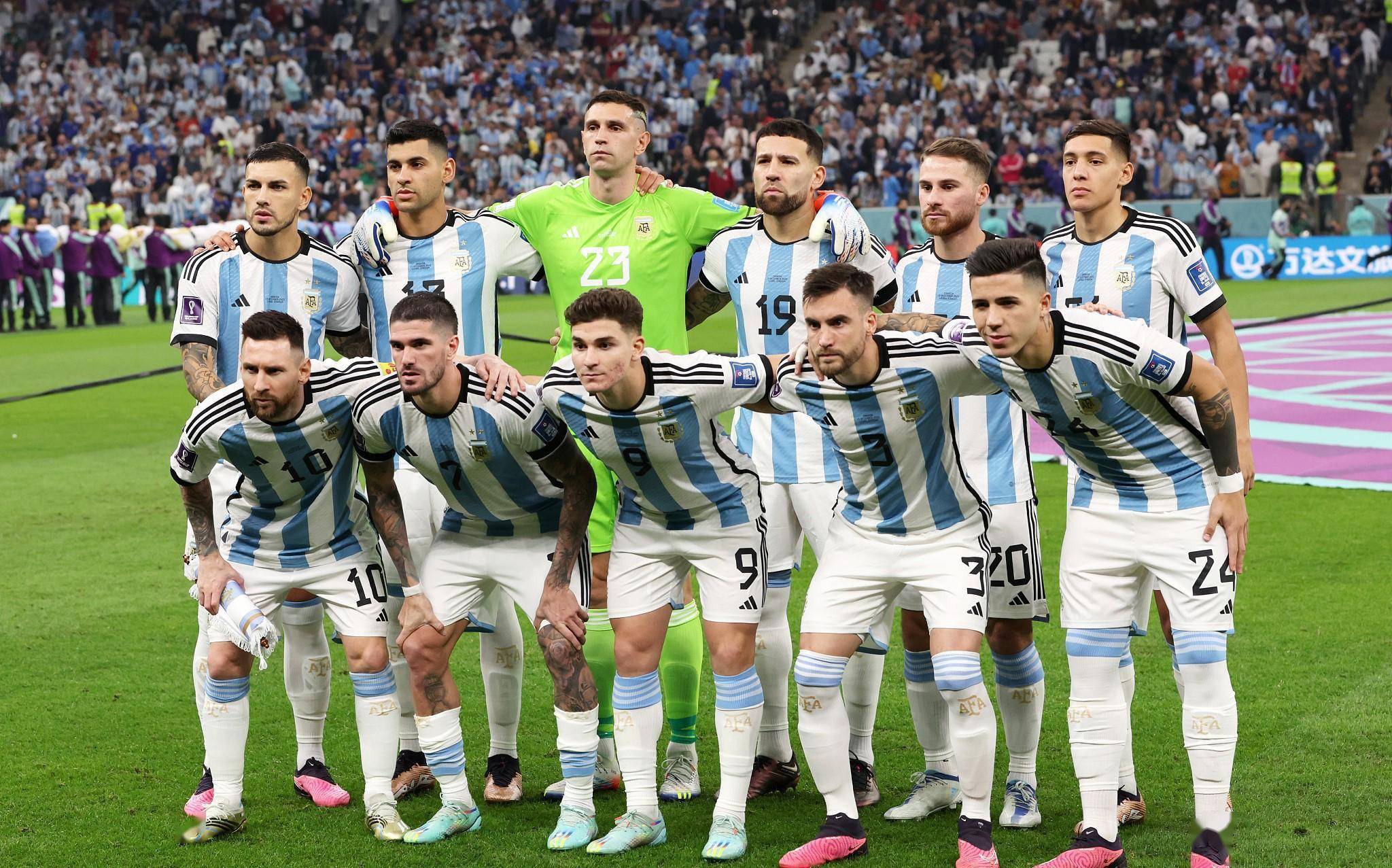 但他在欧洲 但他在欧洲