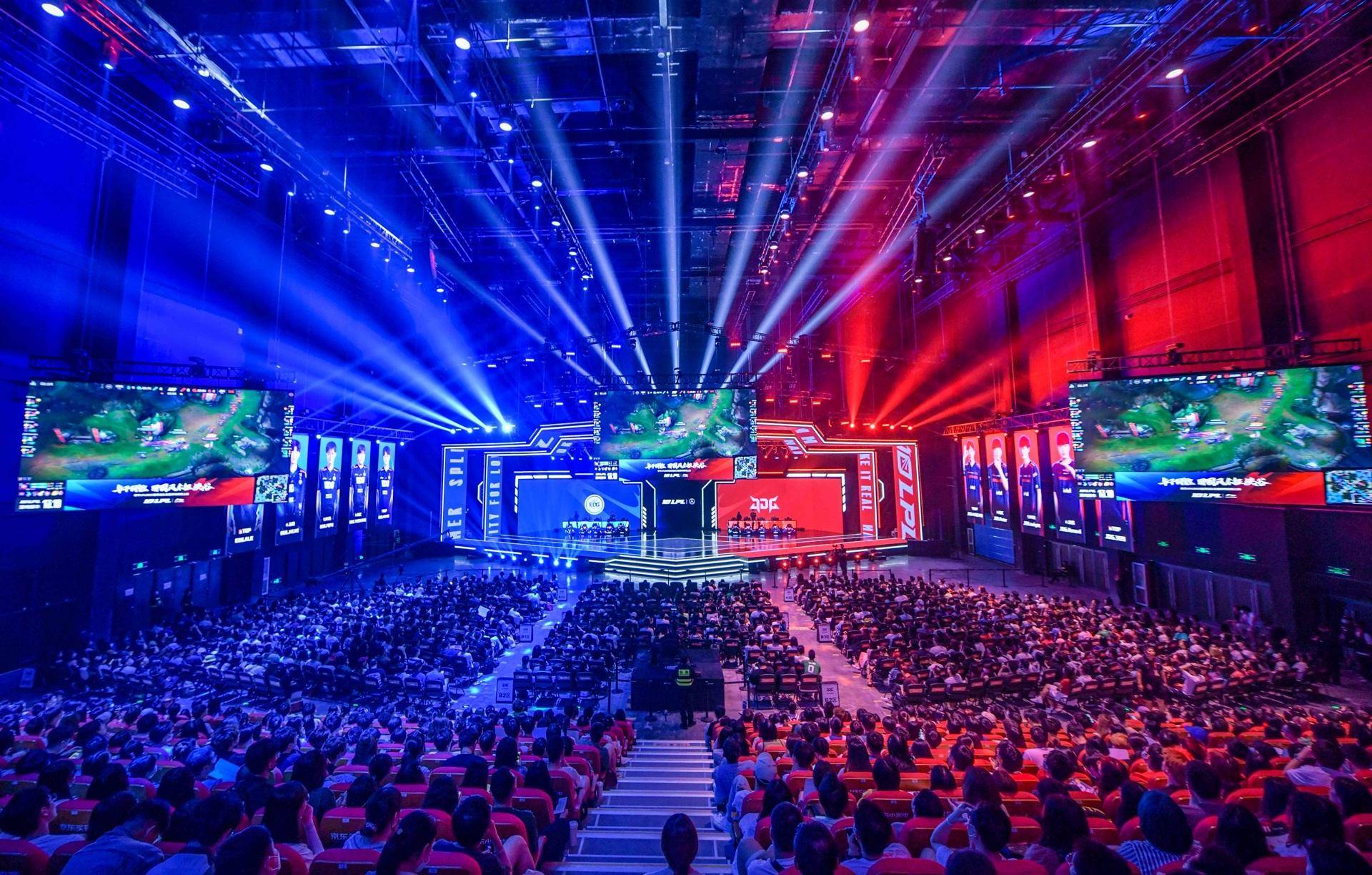 具有影响力 具有影响力